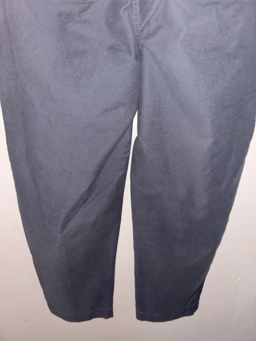 Banana Republic Pants - dark gray barrel leg utility chino - Picture 8 of 14